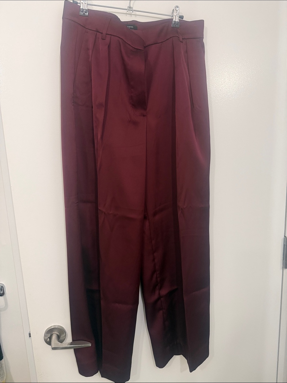 Banana Republic Wide Leg Trousers - Burgundy size 8